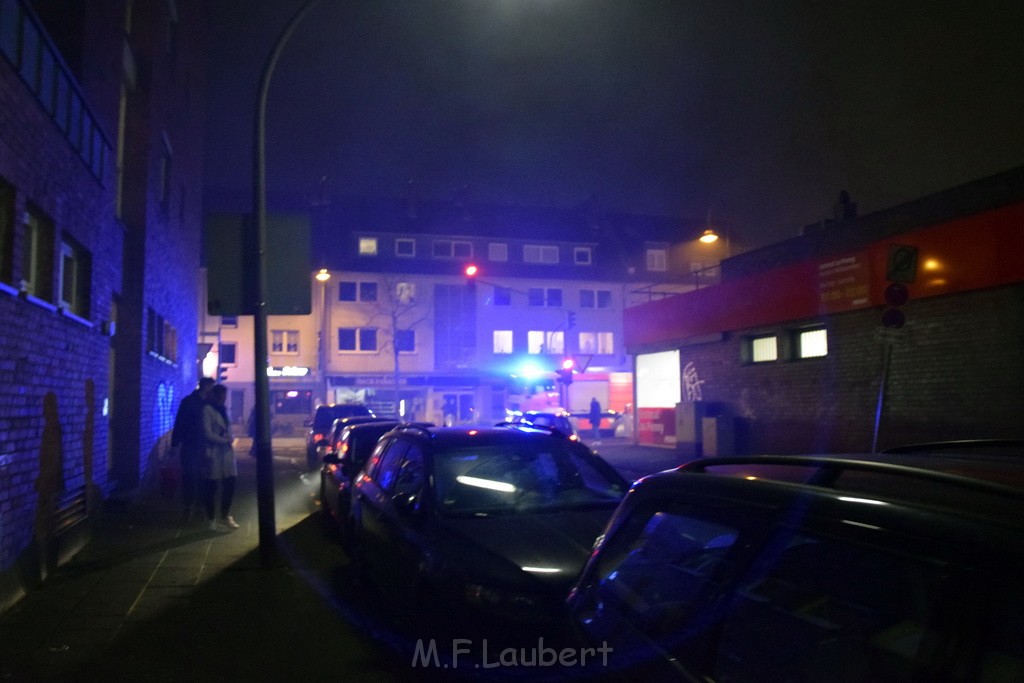 Feuer Papp Presscontainer Koeln Hoehenberg Bochumerstr P001.JPG - Miklos Laubert